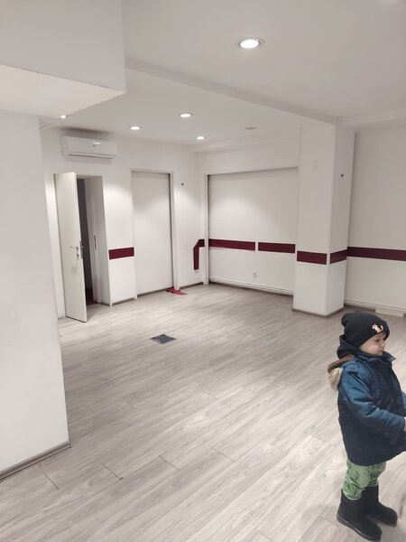 Piata Progresului, Sectia 16 Politie,