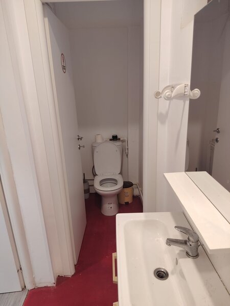 Piata Progresului, Sectia 16 Politie,